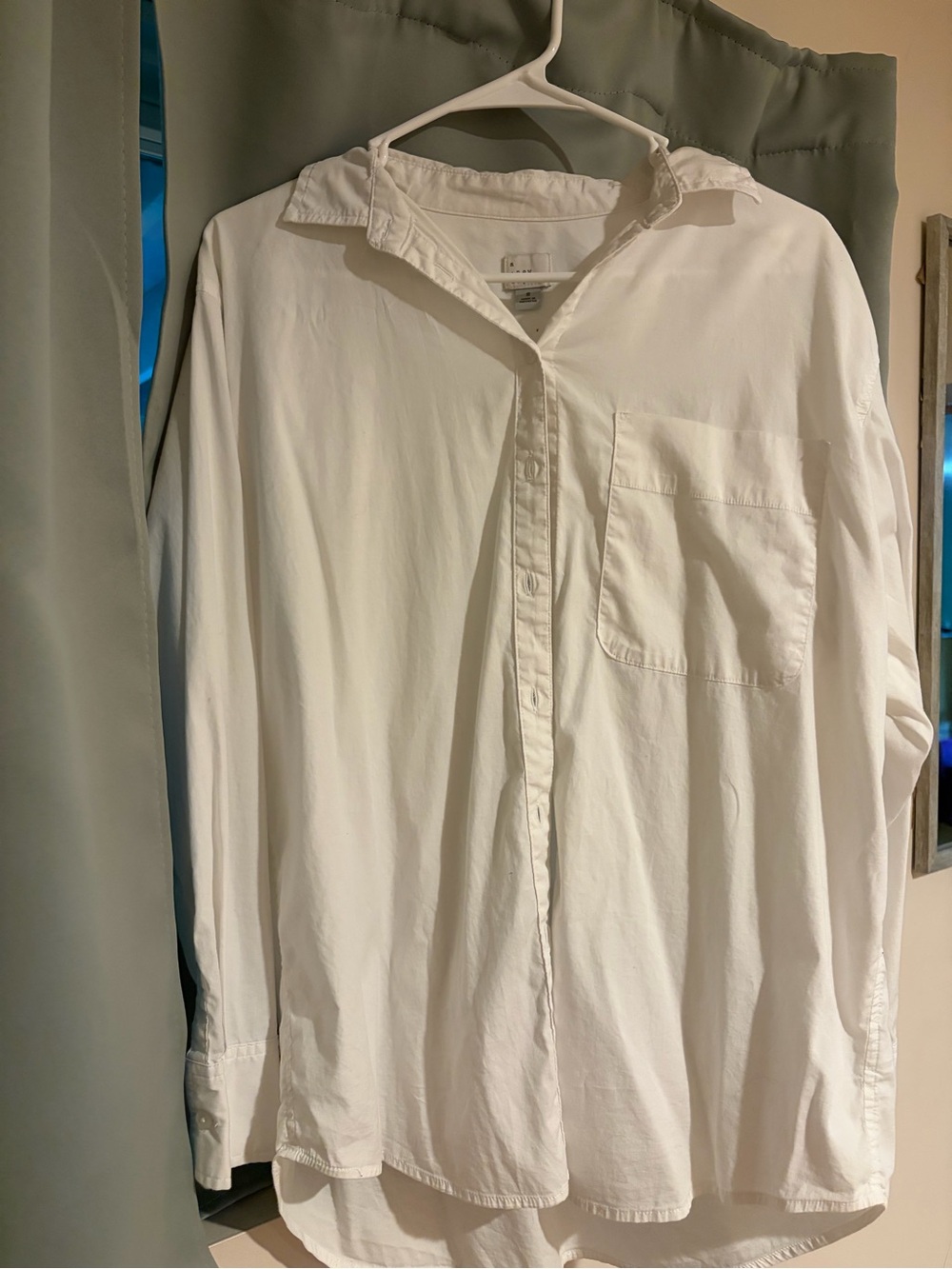 Women’s White Button-Up Shirt